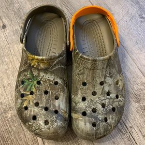 Men’s Crocs Realtree Camo/Luke Combs